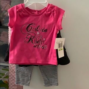 NWT Calvin Klein 3-6 months two piece set